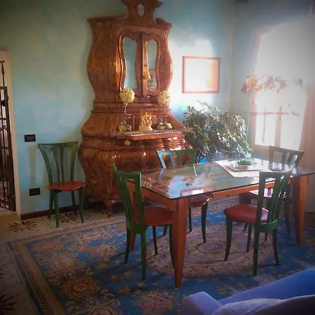 Alojamento de Acomodação e Pequeno-almoço Don Carlos San Martino di Lupari