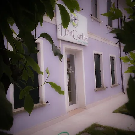 Couette-café Bed & Breakfast Don Carlos 3*